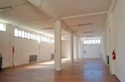 Locale uso magazzino o deposito ad Ancona Torrette, possibilità anche di investimento residenziale
