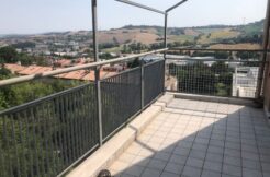 Appartamento classe B o bilocali comunicanti con ampi terrazzi e garage ad Ancona Montedago
